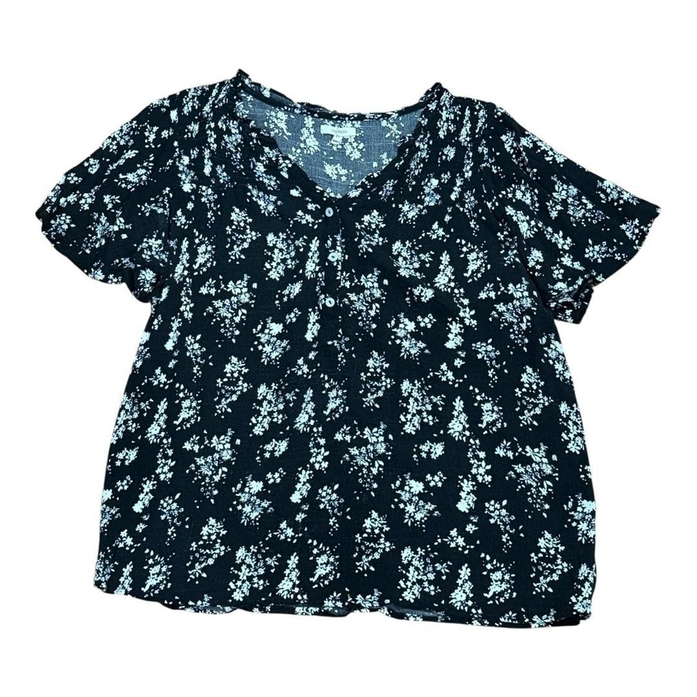 Maurices Shirt Womens 0X Black White Floral Rayon Lightweight Blouse Top Casual